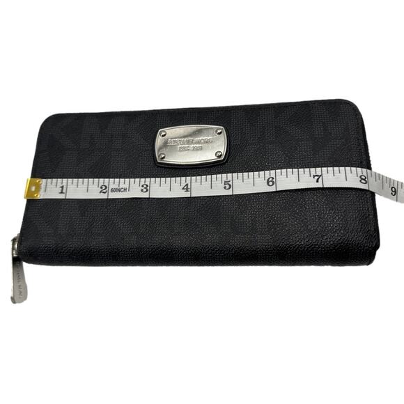 MICHAEL KORS Wallet - Picture 6 of 9